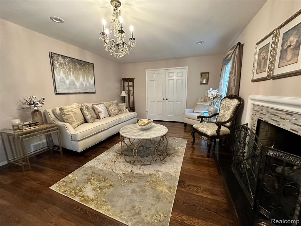 4387 PATRICK Road, West Bloomfield, MI — Photo 11