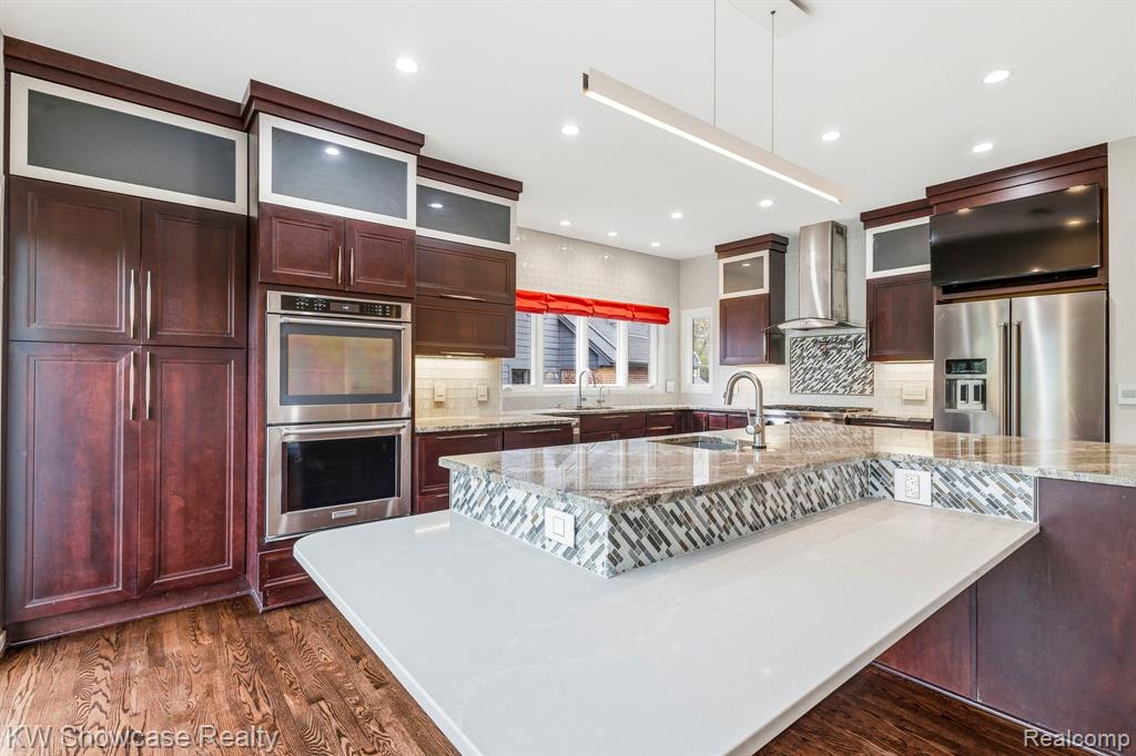 1539 Wandrei Court, Commerce Twp, MI 48382 — Photo 18