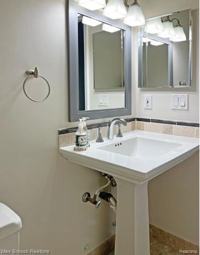 42160 Woodward Avenue, 42, Bloomfield Hills, MI 48304 — Photo 14