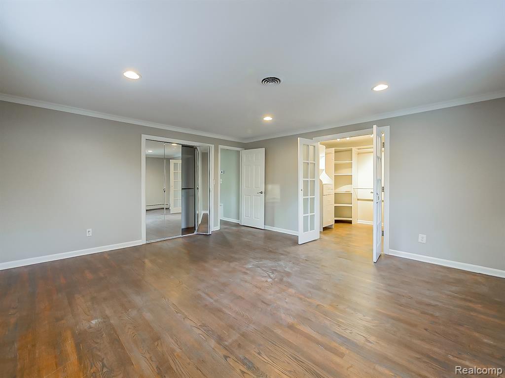 3730 Eastbourne Drive, Troy, MI 48084 — Photo 20