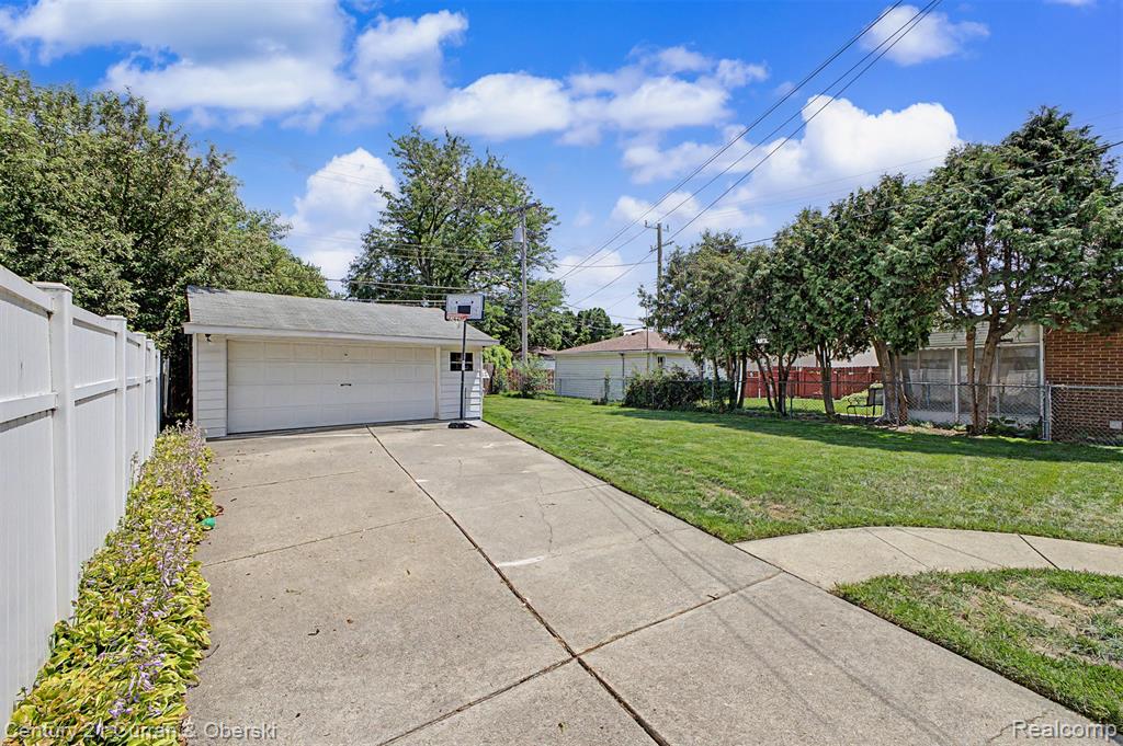 6821 Kolb Avenue, Allen Park, MI 48101 — Photo 18