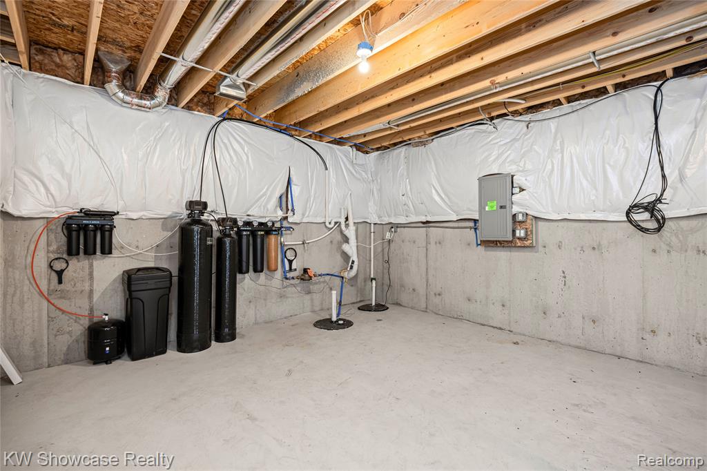 915 Preserve Lane, White Lake, MI — Photo 40
