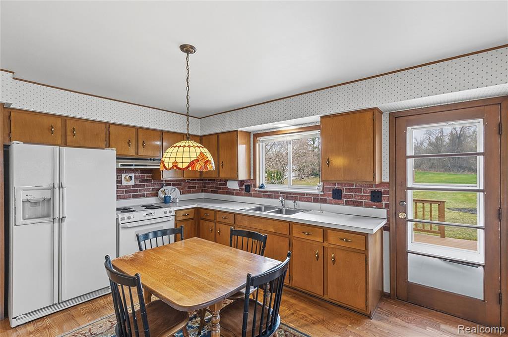116 Whims Lane, Rochester, MI 48306 — Photo 8