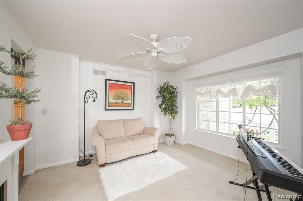 5842 GLEN CREEK Court, Ann Arbor, MI 48108 — Photo 16