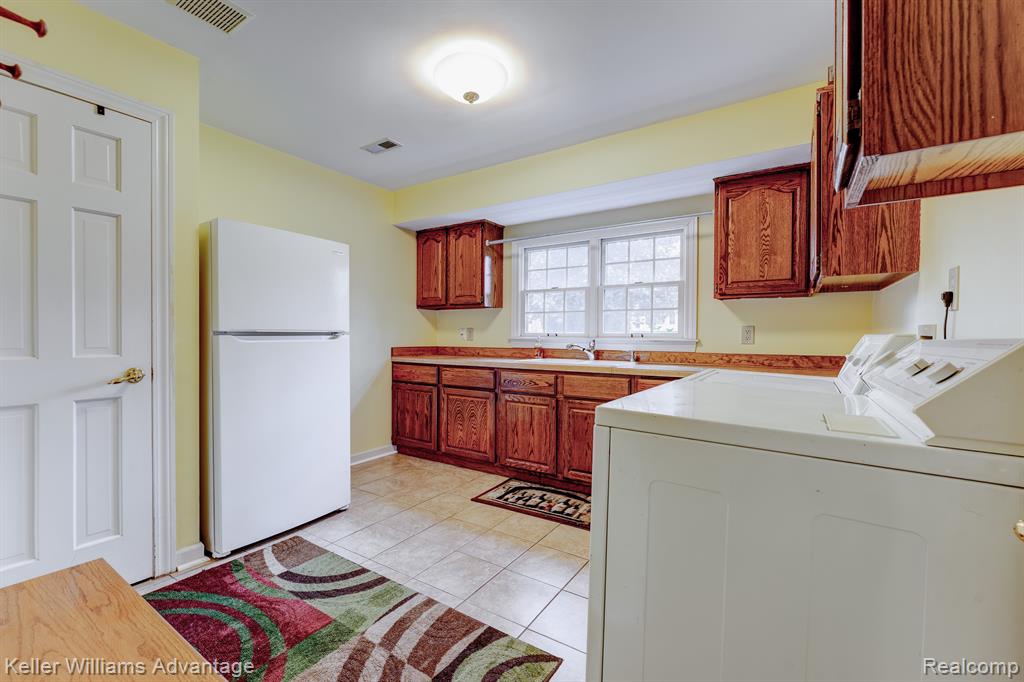 41451 Waterfall Road, Northville, MI 48168 — Photo 21
