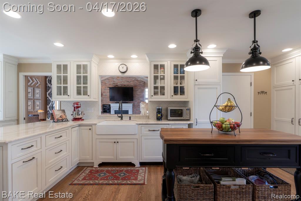 46287 Pickford Street, Northville, MI 48168 — Photo 31