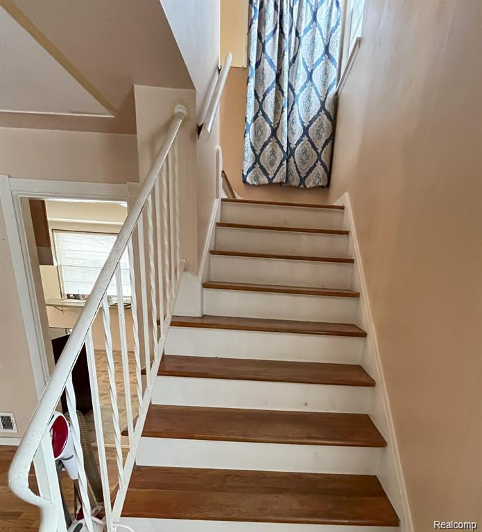 534 S Meade Street, Flint, MI 48503 — Photo 13