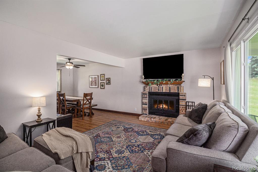 7440 Grandwood Drive, Swartz Creek, MI 48473 — Photo 3