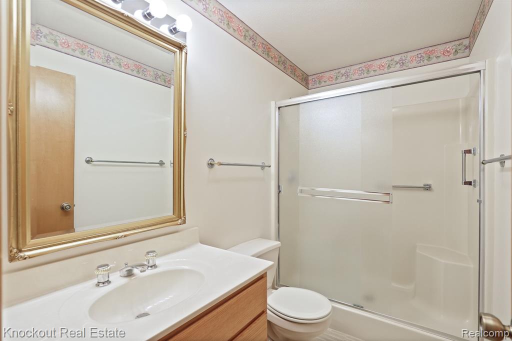 53 Pine Grove Drive, Frankenmuth, MI 48734 — Photo 27