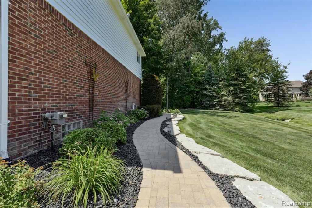 50821 Otter Creek Drive, Shelby Twp, MI 48317 — Photo 44