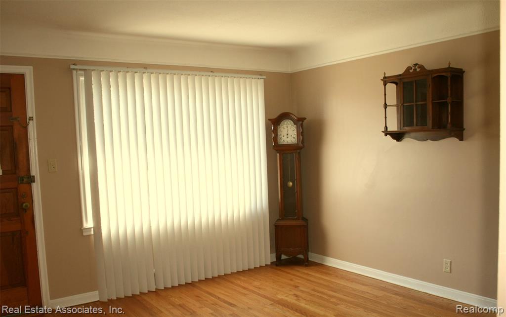4220 Howard Street, Lincoln Park, MI 48146 — Photo 2