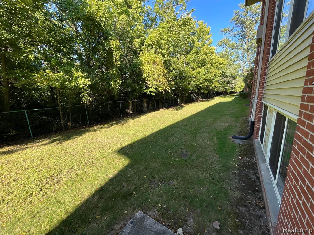 7460 CENTRAL ST APT 3, Westland, MI — Photo 29