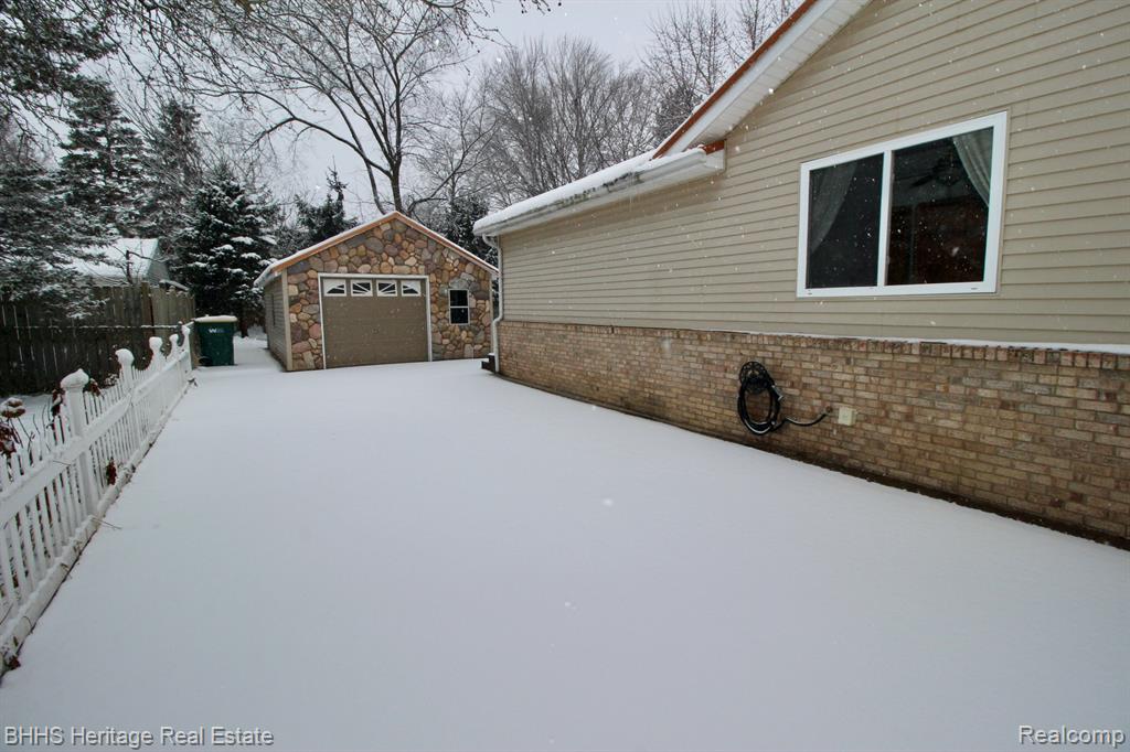 301 N Fitch Street, Durand, MI 48429 — Photo 24