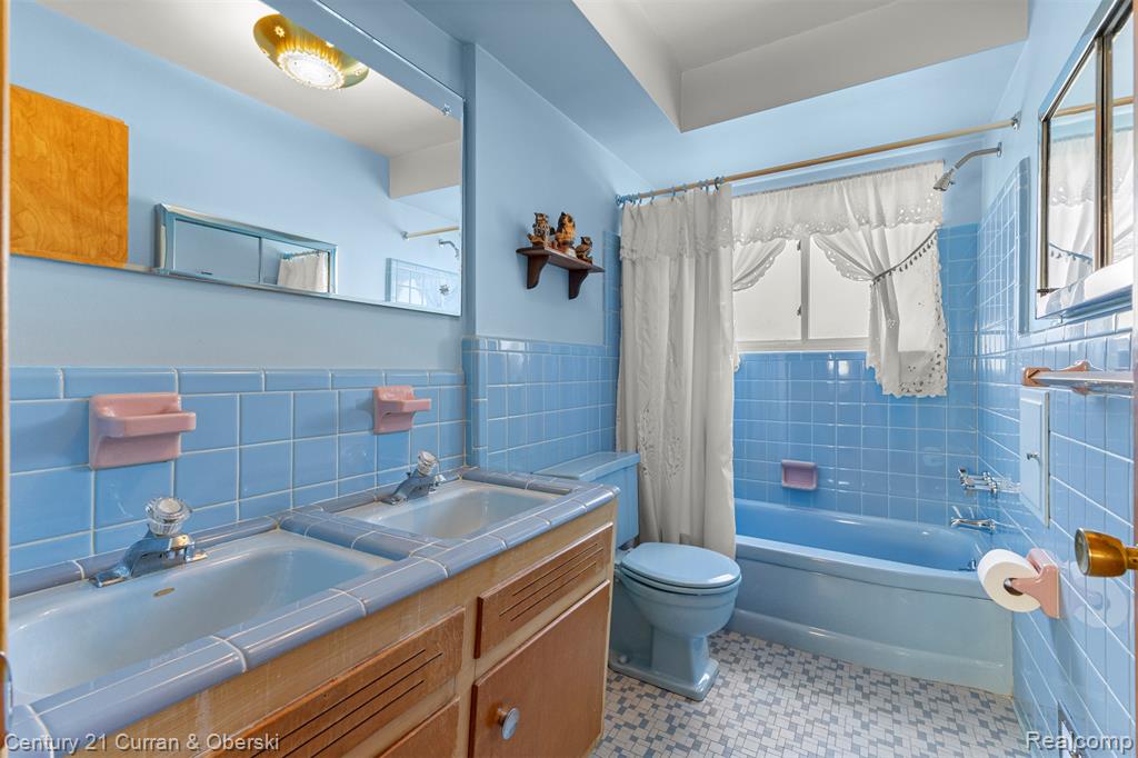 6450 N Lafayette Street, Dearborn Heights, MI 48127 — Photo 14