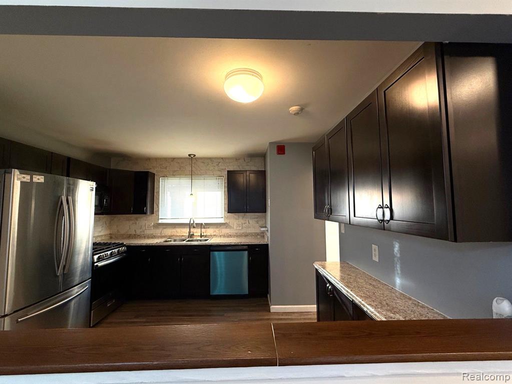 2002 W FRANKLIN Drive, 37, Canton, MI 48187 — Photo 17