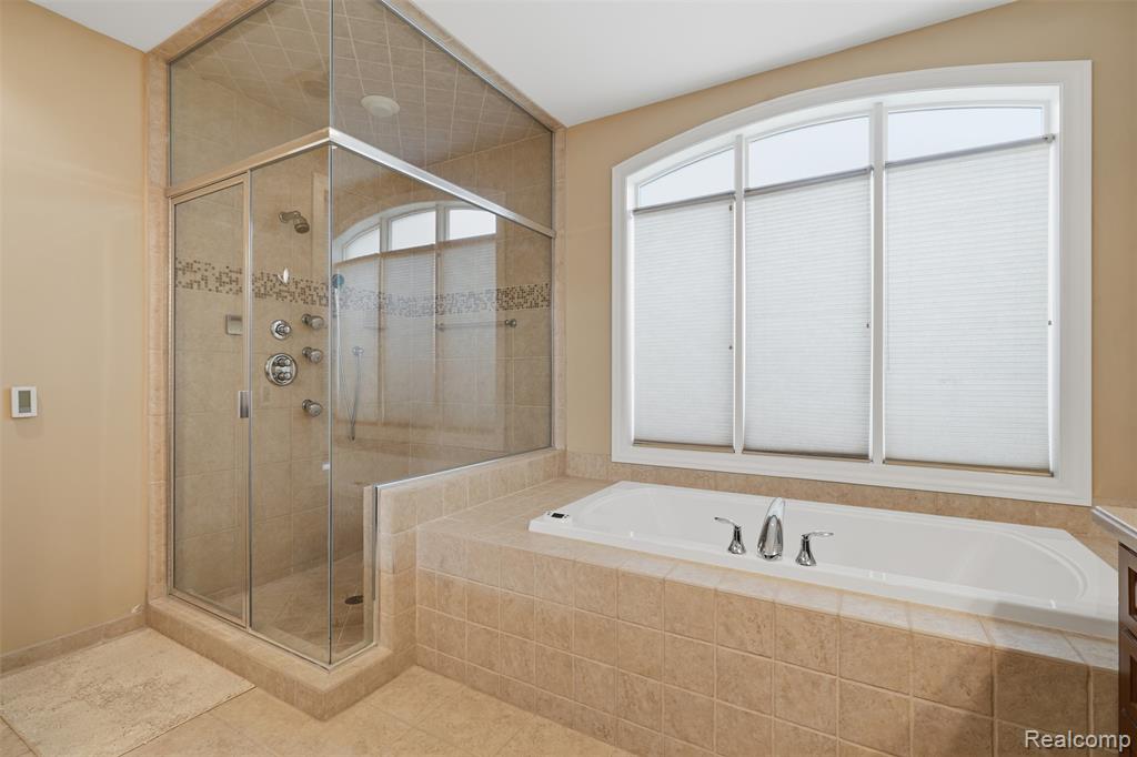5110 Kitson Lane, West Bloomfield, MI 48324 — Photo 26