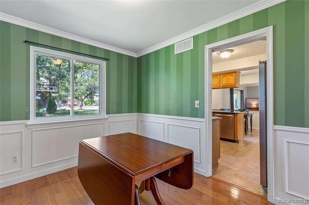 7406 Sussex Drive, Canton, MI 48187 — Photo 6