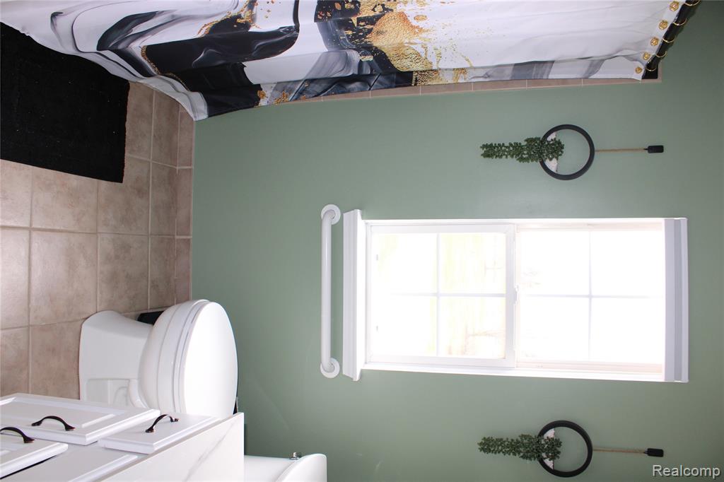 52133 Naugatuck Drive, 25, Macomb, MI 48042 — Photo 13