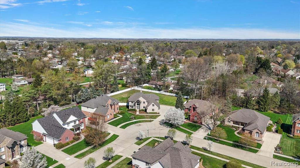 49931 Shelby Creek Drive, Utica, MI 48317 — Photo 12