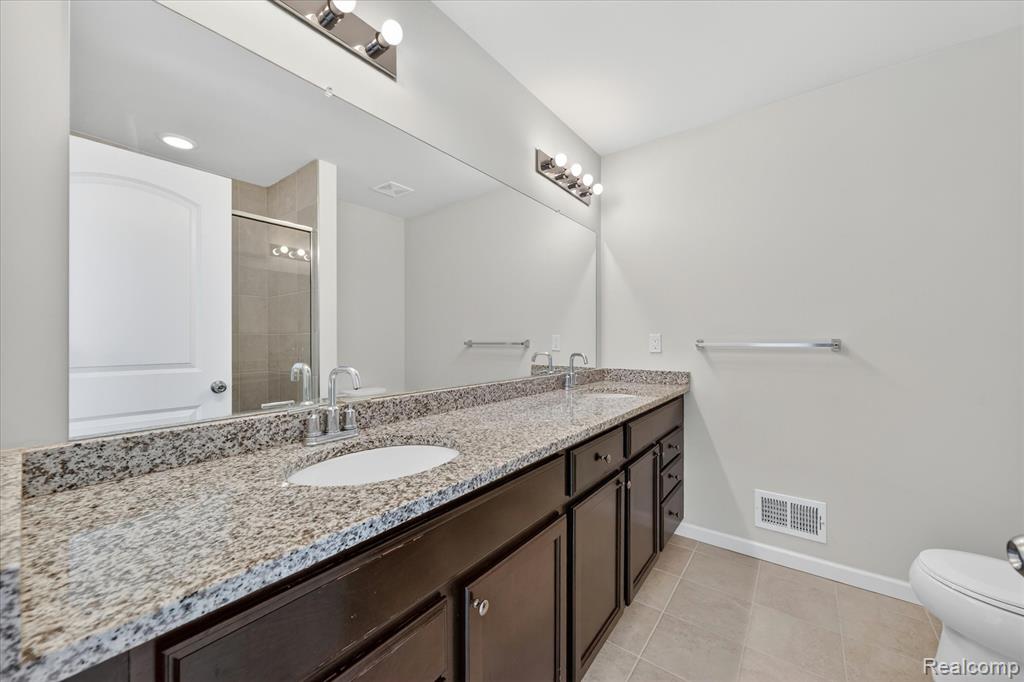 4876 E Ludlow Lane, Troy, MI 48085 — Photo 26