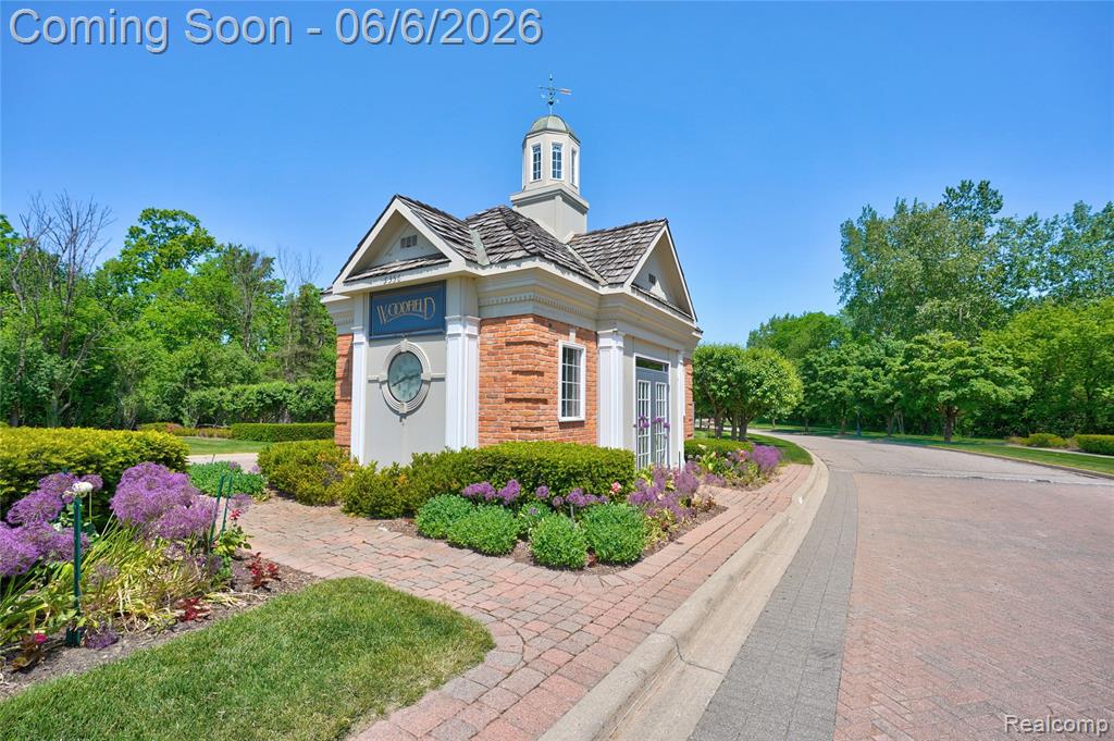 10242 Beacon Court, Grand Blanc, MI 48439 — Photo 79