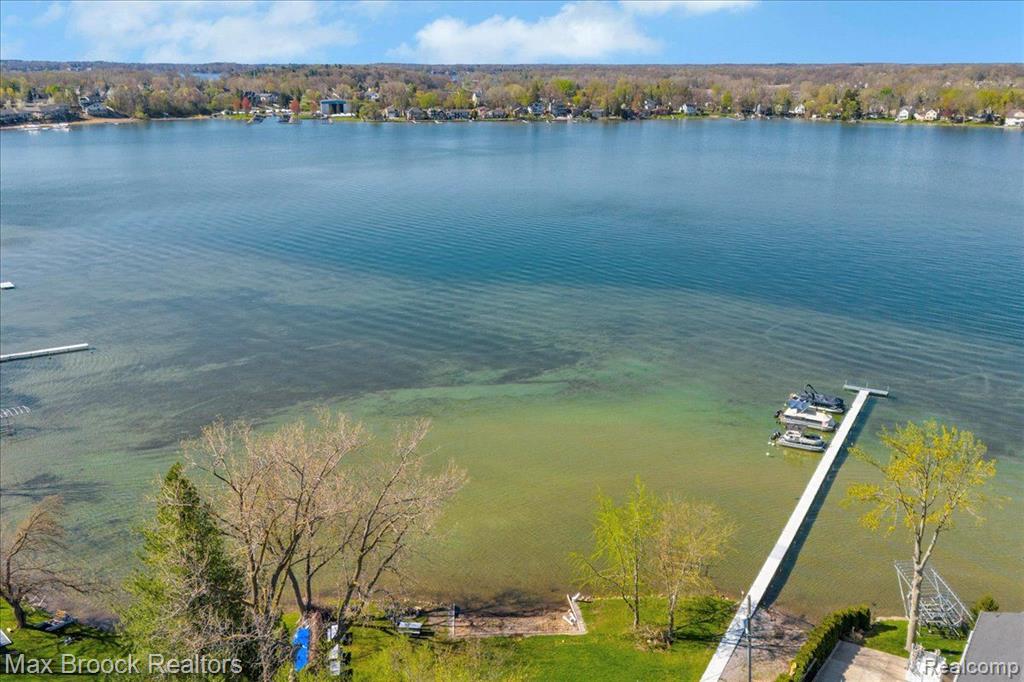 4332 LANETTE Drive, Waterford, MI 48328 — Photo 28