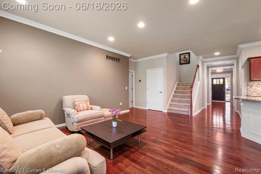 1086 Paddock Drive, South Lyon, MI 48178 — Photo 23