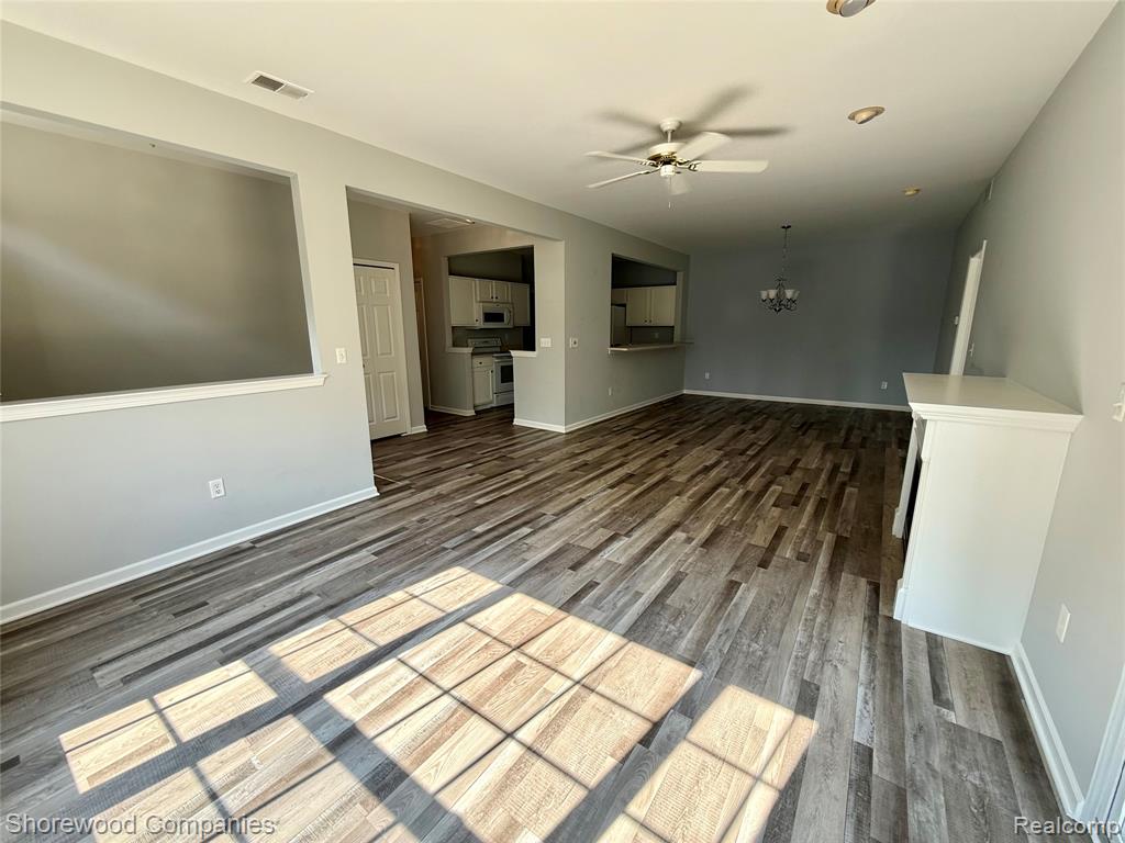 45736 Warwick Drive, Macomb, MI 48044 — Photo 5