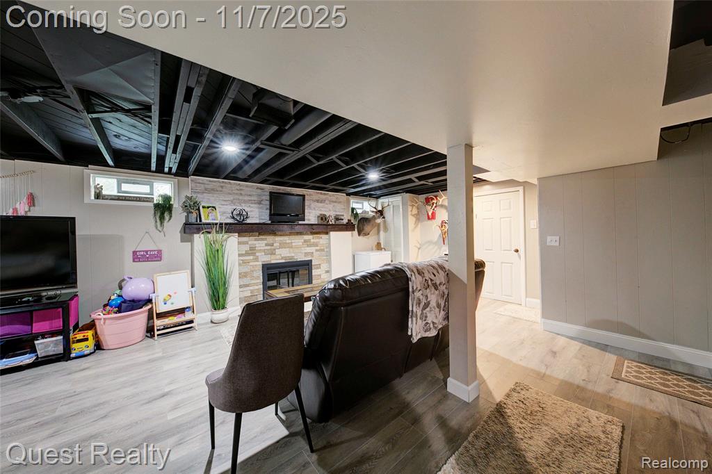 9013 Oporto Street, Livonia, MI 48150 — Photo 26