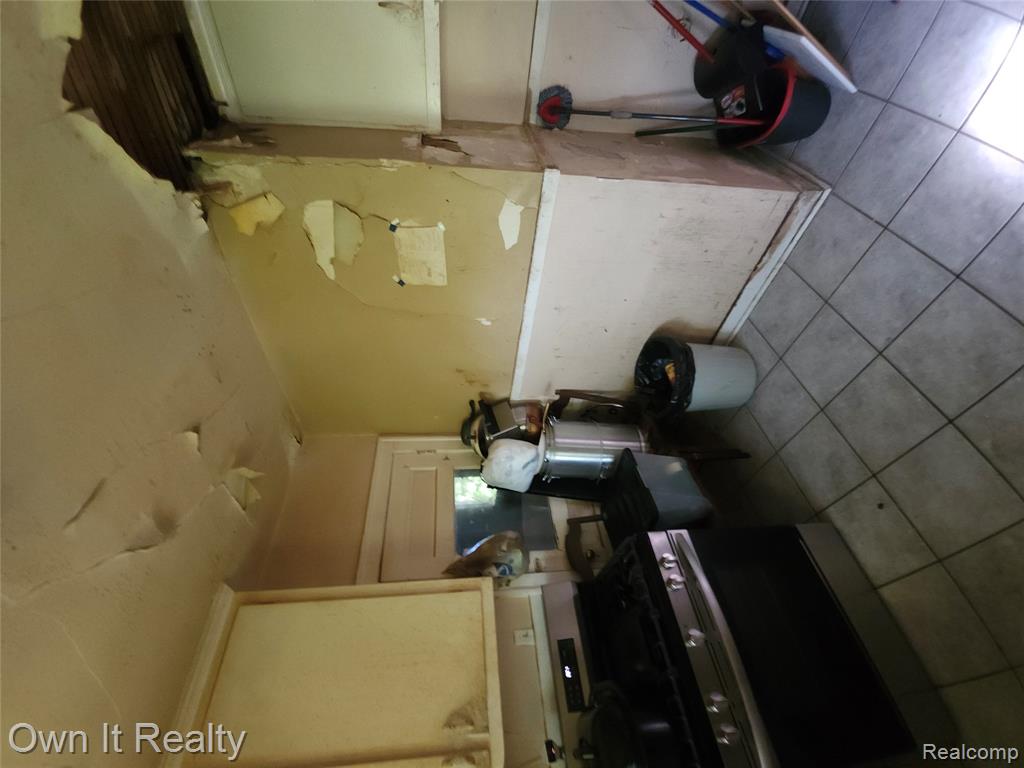 7151 Tuxedo Street, Detroit, MI 48204 — Photo 14