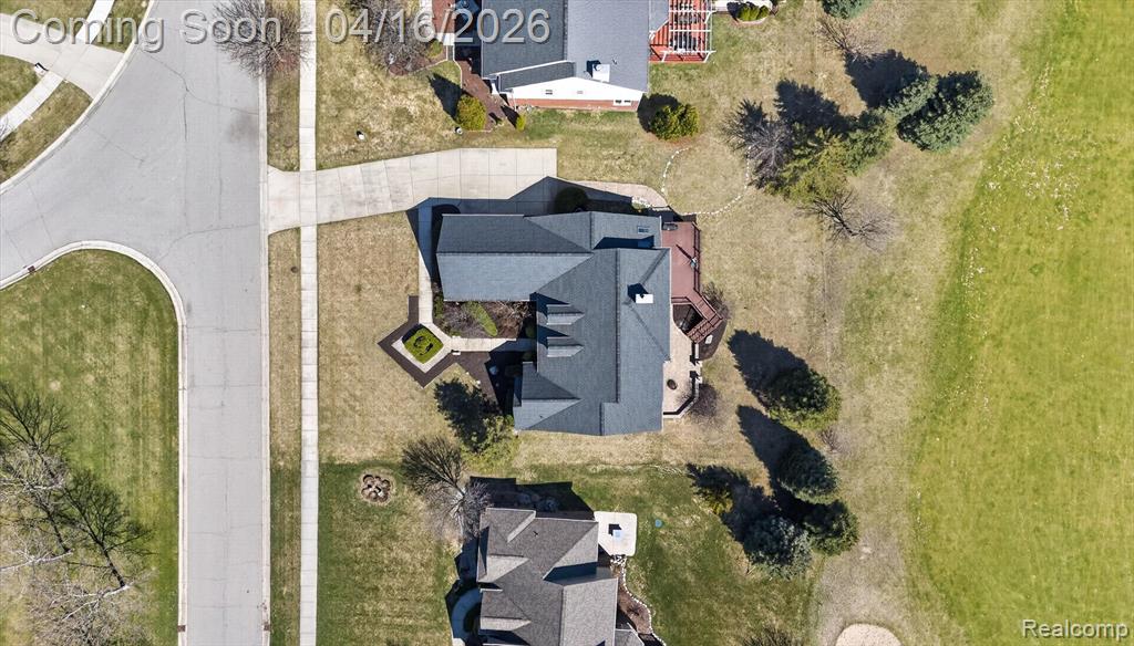 625 Southshore Drive, Oxford, MI 48371 — Photo 65