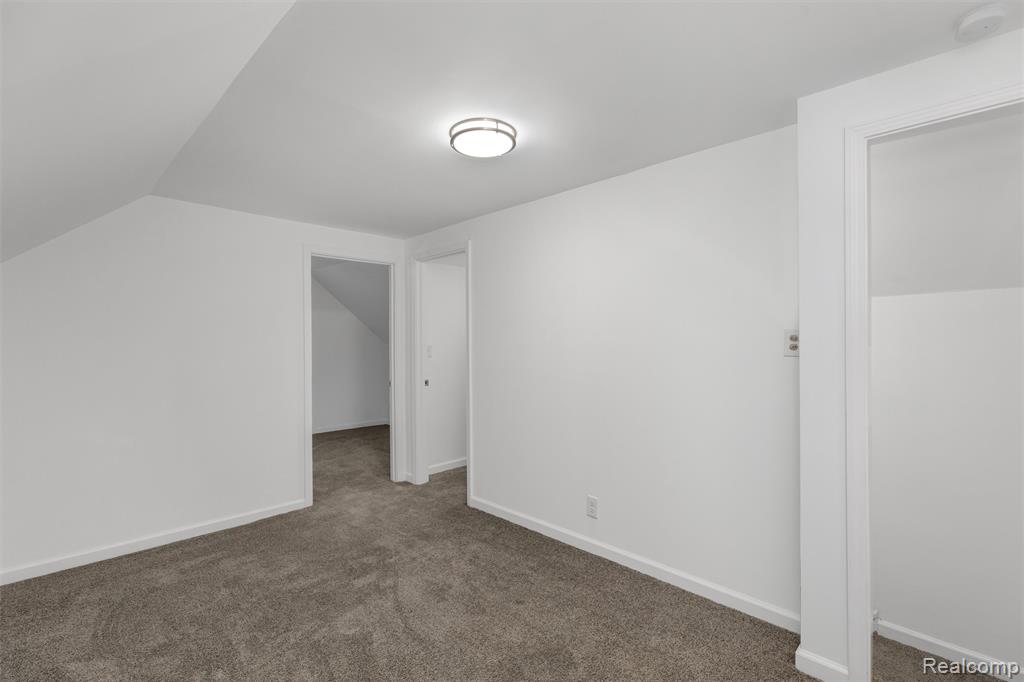 9710 Somerset Avenue, Detroit, MI 48224 — Photo 21