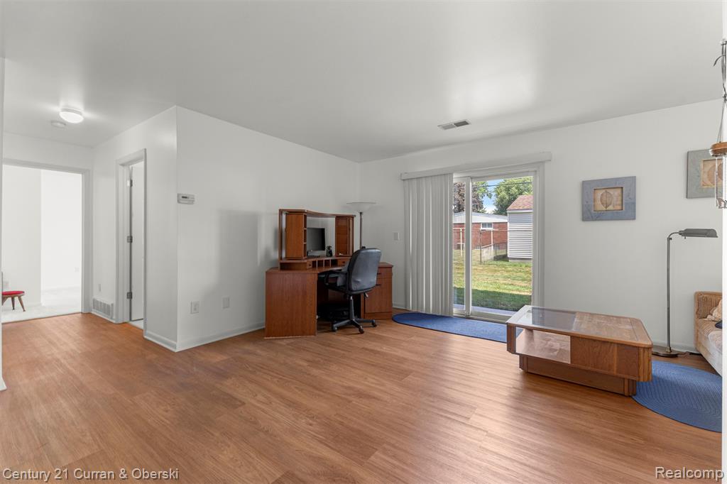 10037 Allen Pointe Drive, Allen Park, MI 48101 — Photo 7