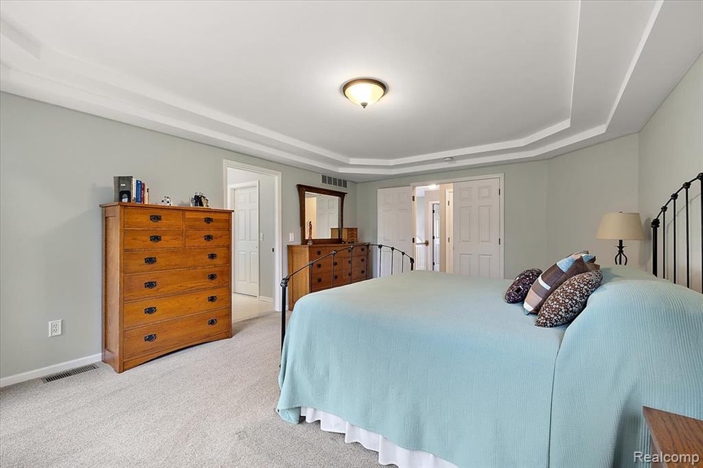 8446 S Shore Drive, Clarkston, MI 48348 — Photo 31