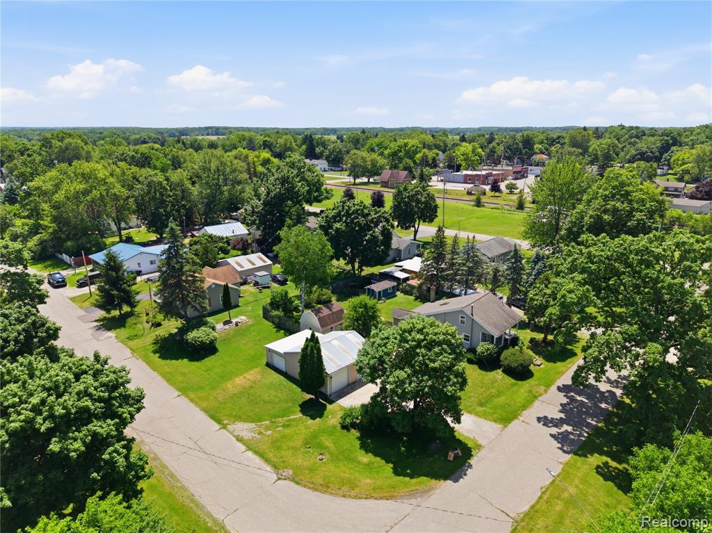 208 Flushing Street, Gaines Vlg, MI 48436 — Photo 32