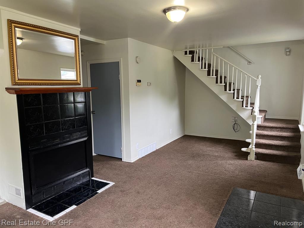 8685 DODGE Avenue, Warren, MI 48089 — Photo 7