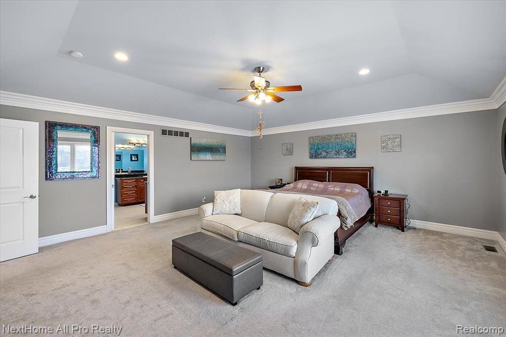 18626 Marble Head Drive, Northville, MI 48168 — Photo 37