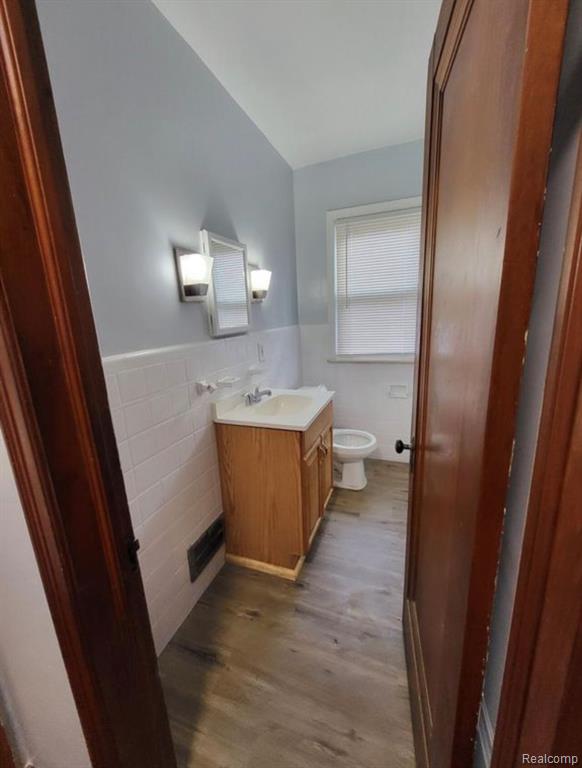 19690 Cliff Street, Detroit, MI 48234 — Photo 9