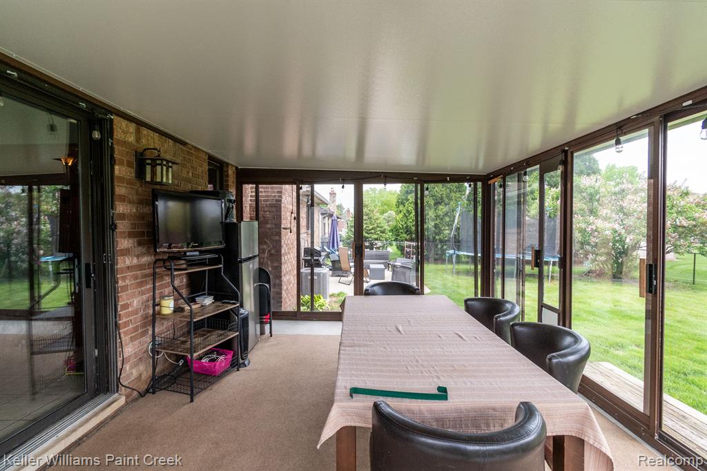 40612 REHSE Drive, Clinton Twp, MI 48038 — Photo 12