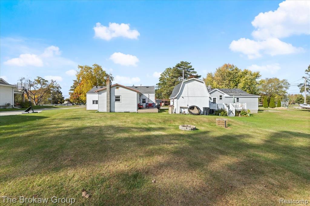 105 Center Street, Otisville, MI 48463 — Photo 37