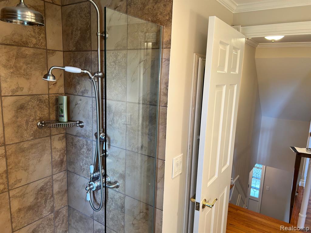 5352 W Doherty Drive, West Bloomfield, MI 48323 — Photo 13