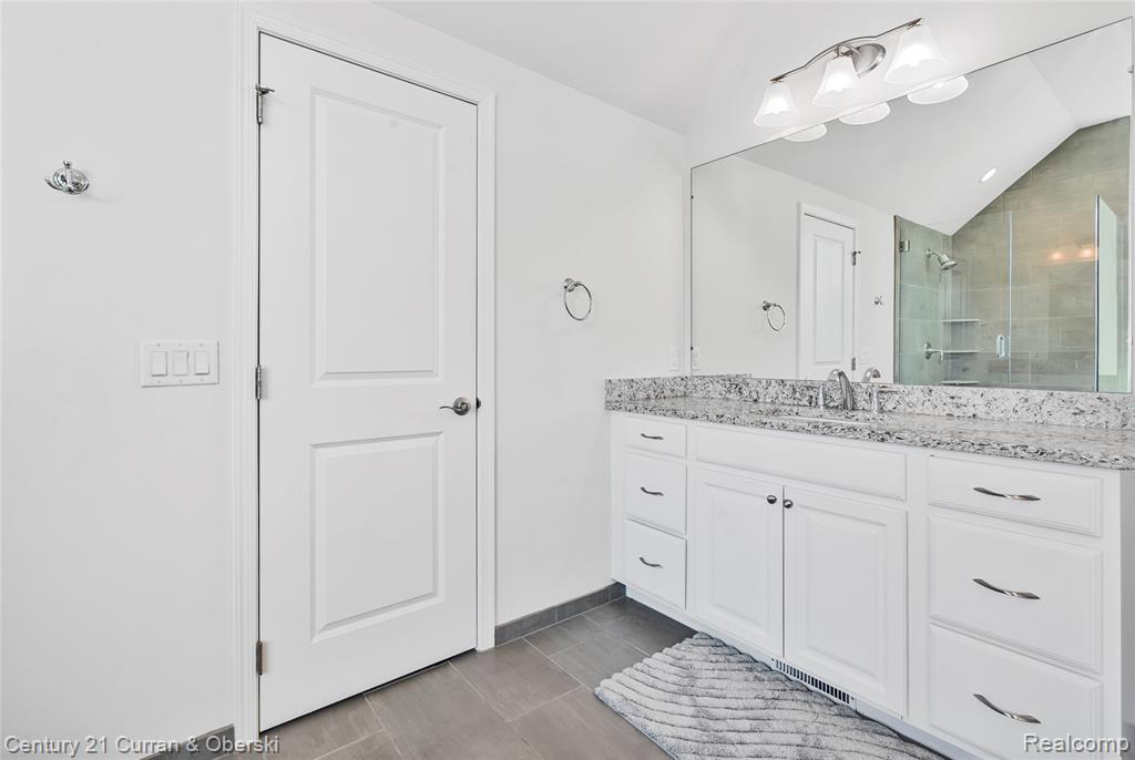 50560 Silverton Drive, Canton, MI 48187 — Photo 54