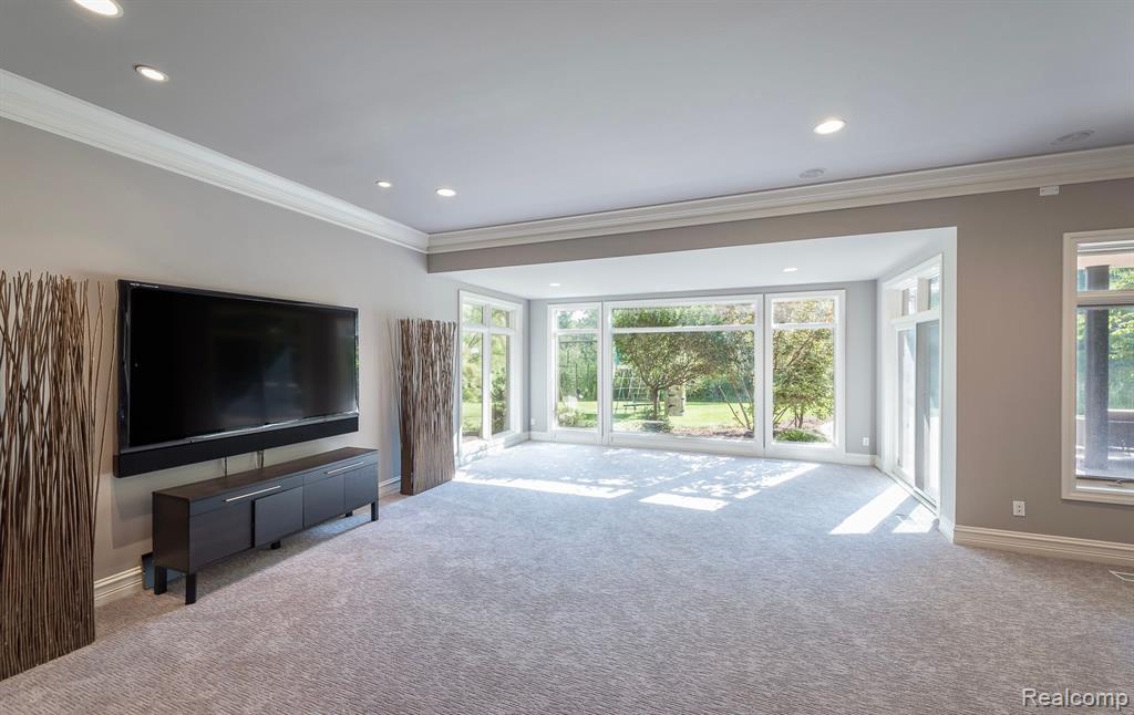 4524 STONELEIGH Road, Bloomfield Hills, MI 48302 — Photo 37