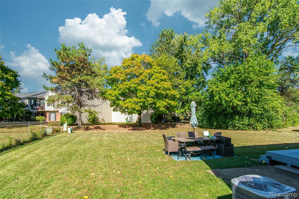 6626 Ardsley Court, Canton, MI 48187 — Photo 17