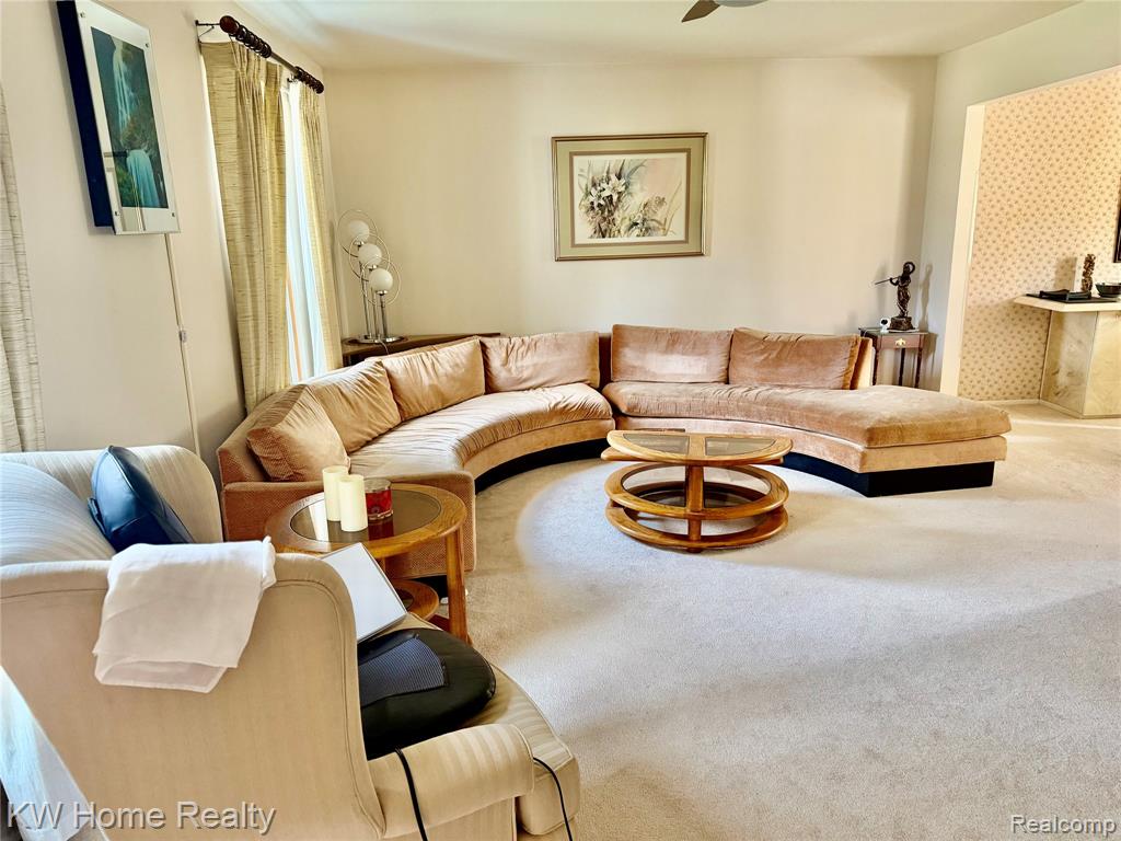 5481 S Piccadilly Circle, West Bloomfield, MI — Photo 17