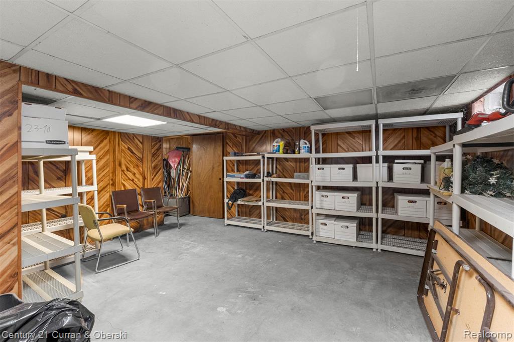 6336 Fox Avenue, Allen Park, MI 48101 — Photo 29