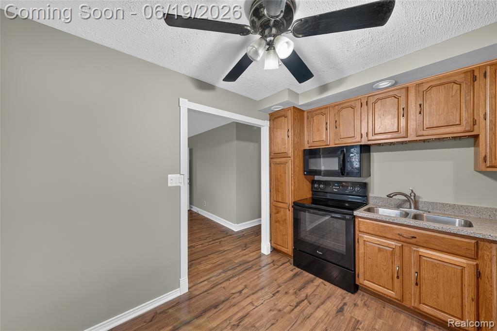 778 Manzano Drive, Wolverine Lake, MI 48390 — Photo 13