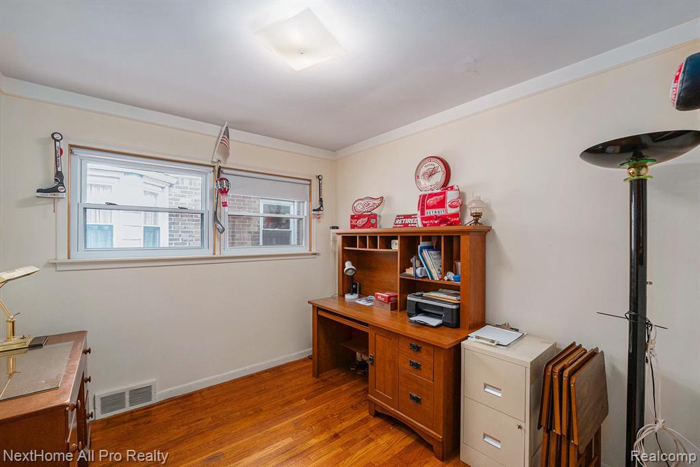 6587 Cortland Avenue, Allen Park, MI 48101 — Photo 9