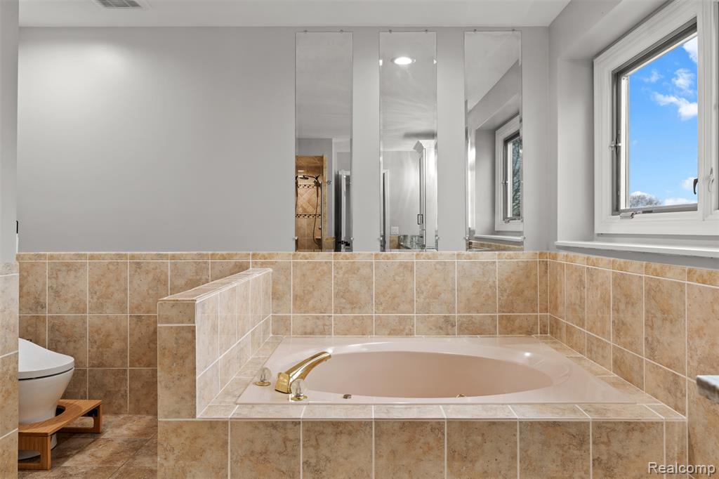 5615 Woodmire Drive, Shelby Twp, MI 48316 — Photo 29