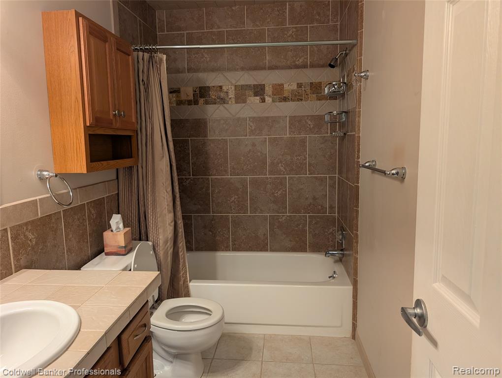42157 Old Pond Circle, Plymouth, MI 48170 — Photo 13